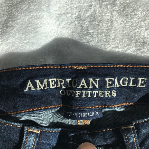 american eagle distressed jeans - Picture 6 of 6